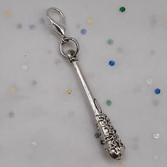 COPY - Negan's Barbed Wire Bat Lucille Walking Dead Zipper Pull Charm Zombies U… - Picture 1 of 5